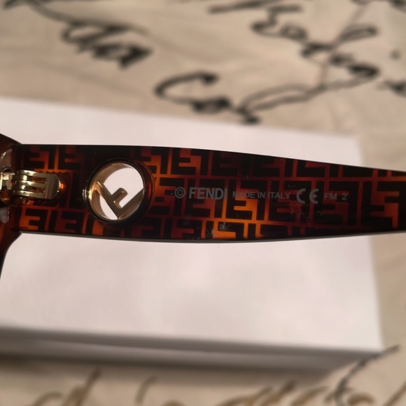 FENDI sunglasses. 🚫SOLD🚫 - Picture 7 of 9